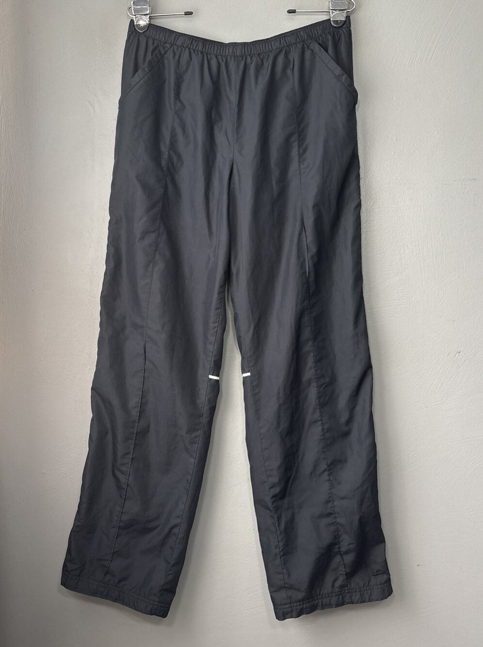 Nike Track Pants Size Medium Black Lined Gorpcore Streetwear Athletic Wind Baggy